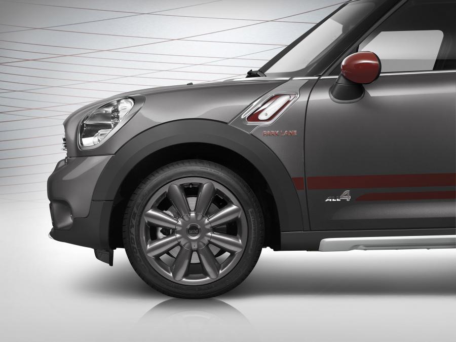  Mini Cooper Countryman Park Lane 2015 года  (фото 13 из 40)
